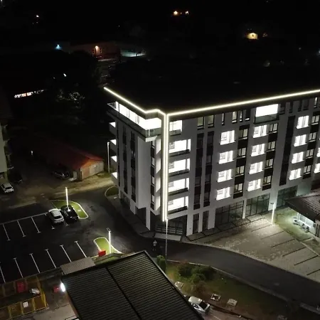 Gradus Deluxe Apartment Kotor Varos